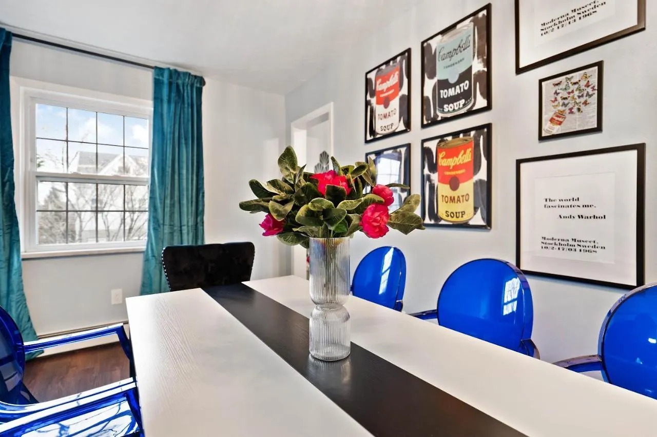 Stay Golden 1: Chic Modern-Victorian City View بيتسبرغ شقة