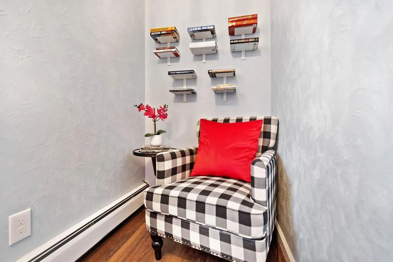 Stay Golden 1: Chic Modern-Victorian City View بيتسبرغ