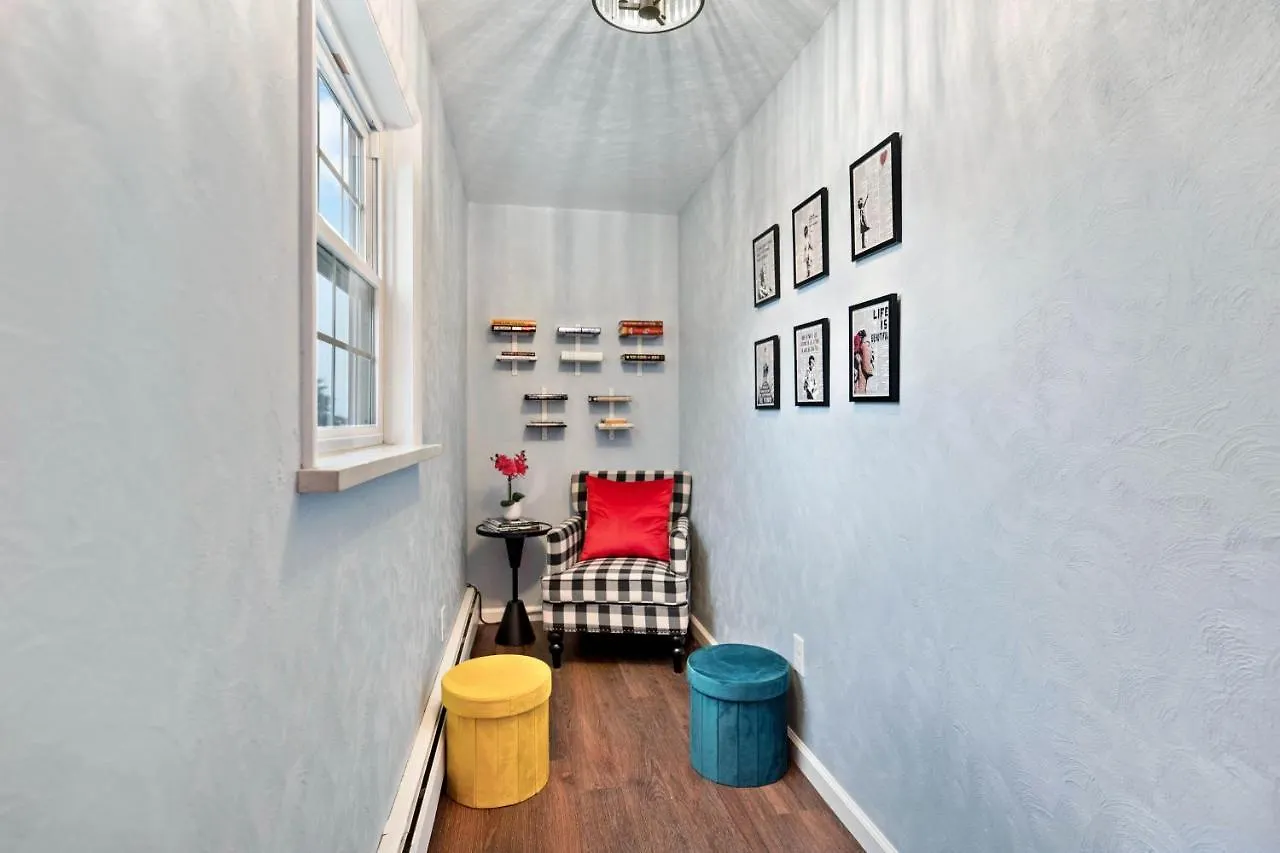 Stay Golden 1: Chic Modern-Victorian City View بيتسبرغ